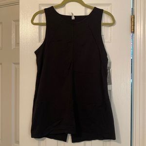 Atleta foothill tank size M